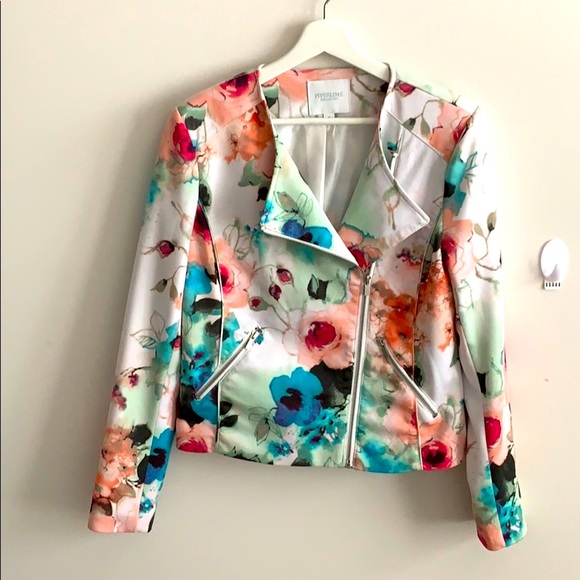 Piperlime Jackets & Blazers - Floral jacket❣️❣️❣️❣️❣️